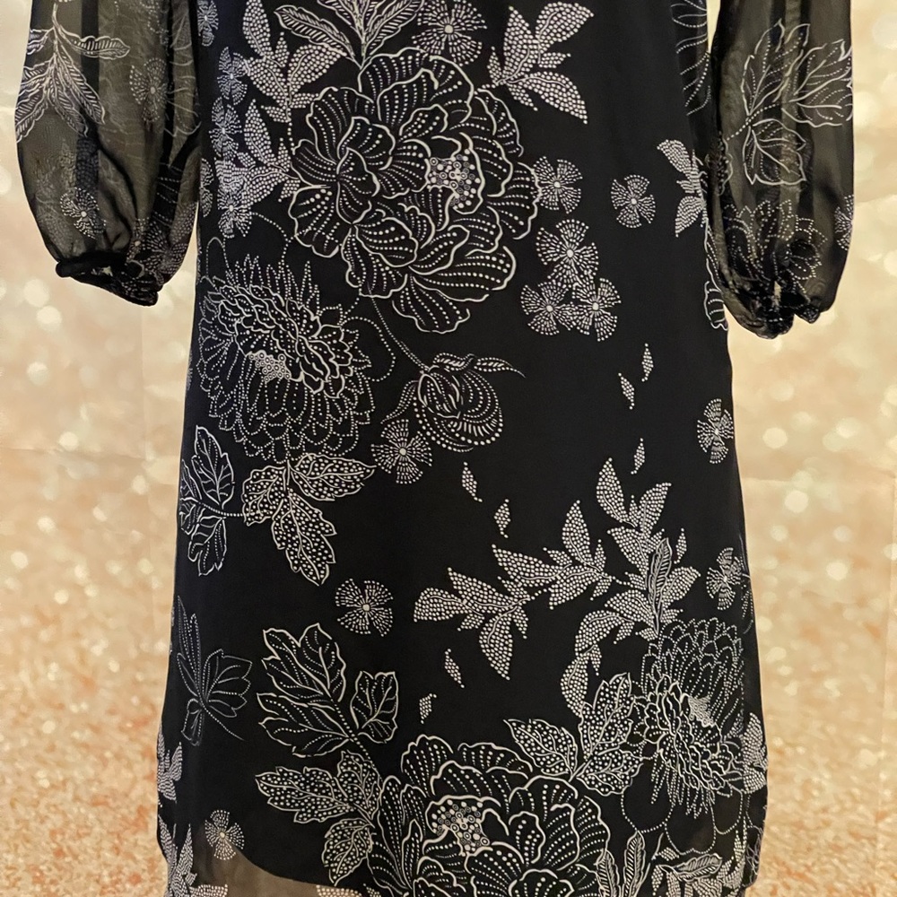 IZ Byer XS Floral V Neck Lace Up Mini Dress with Liner - Picture 7 of 7